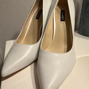 Nine West White Pointed Toe Stiletto Pumps High Heels Sz 11 bridal wedding